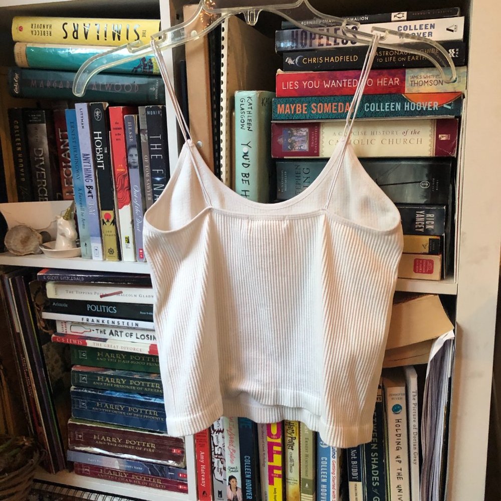 White Tank - Picture 4 of 5